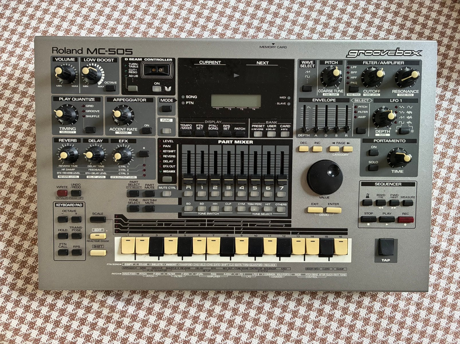 Groovebox MC-505, Ophalen, Gebruikt