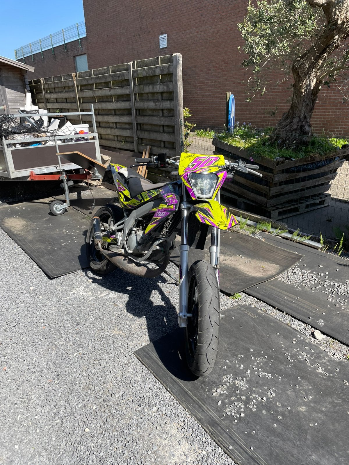 Aprilia sx50, Fietsen en Brommers, Brommers | Schadebrommers, Overige merken, Klasse B (45 km/u), Ophalen