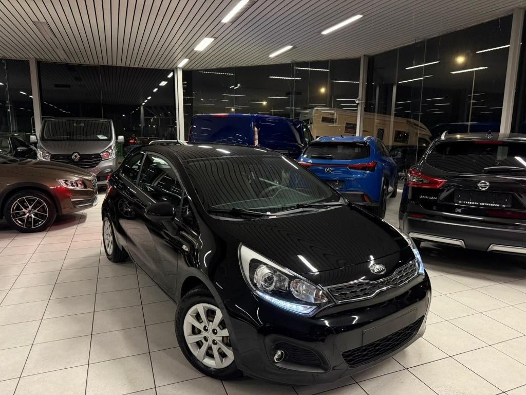 Kia New Rio 1.2i Essence 63kW Euro 5, Autos, Kia, Entreprise, Rio, ABS, Airbags, Alarme, Climatisation automatique, Bluetooth