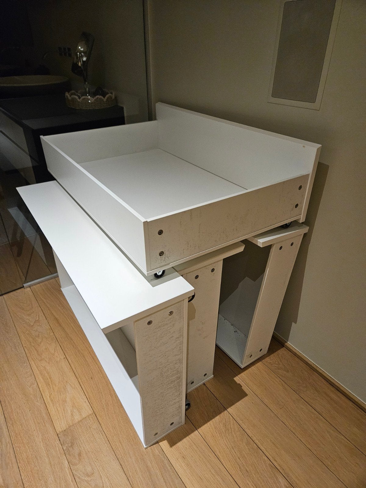 Malm schuiflade voor onder bed, Ophalen