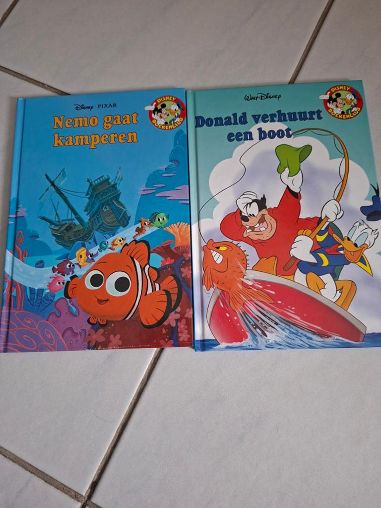 2 boekjes disney club, Boeken, Ophalen of Verzenden