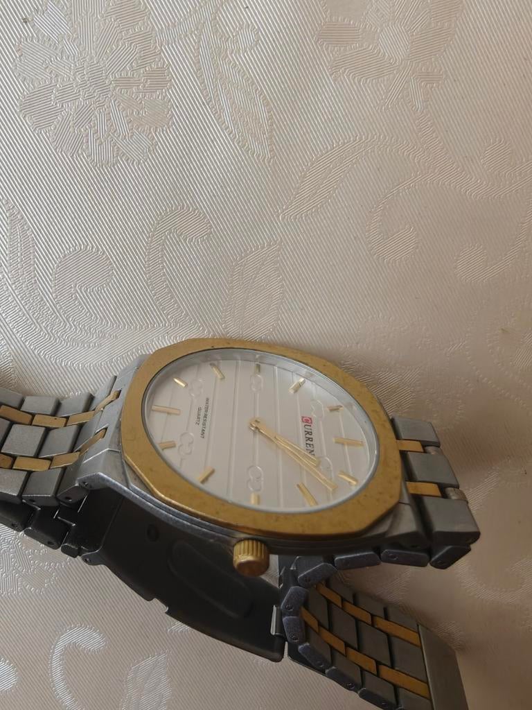 Montre pour homme, Enlèvement