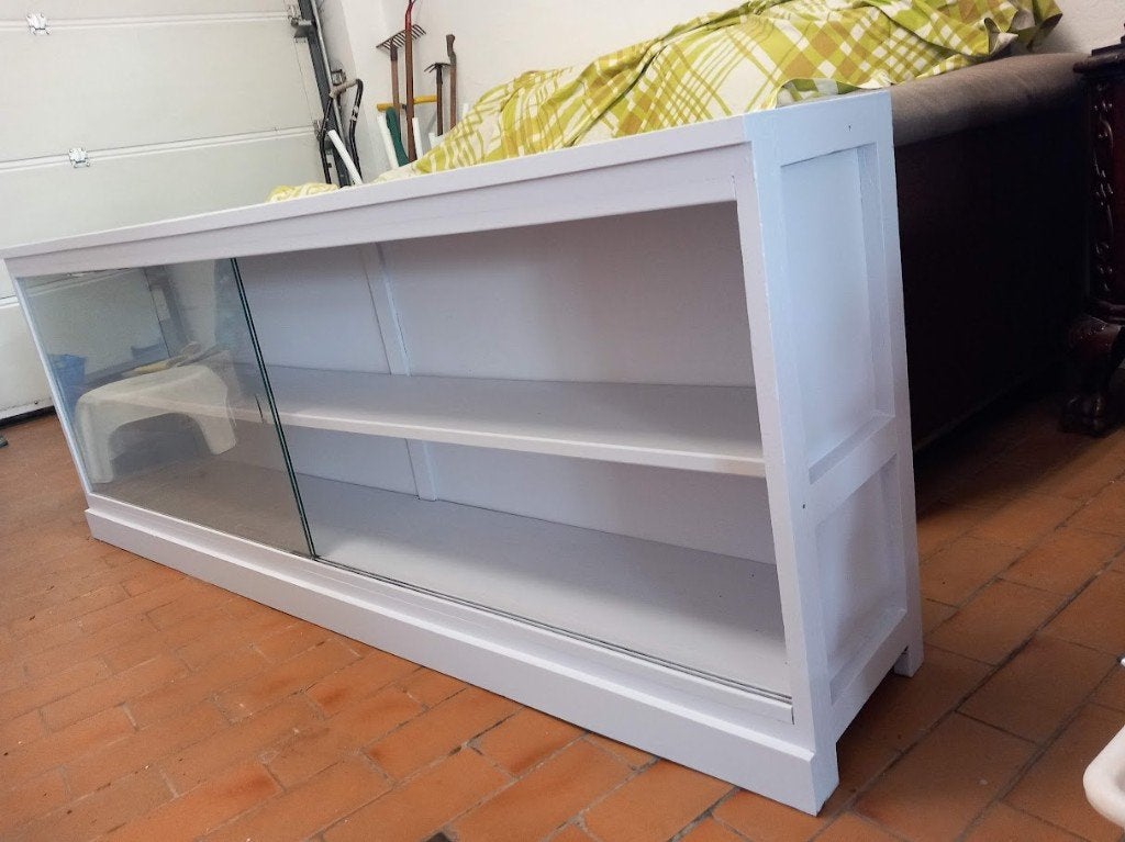smalle vitrine kast, Ophalen, Gebruikt