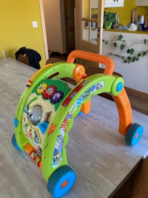 Vtech baby loopwagen educatief met licht en geluid, Ophalen, Gebruikt