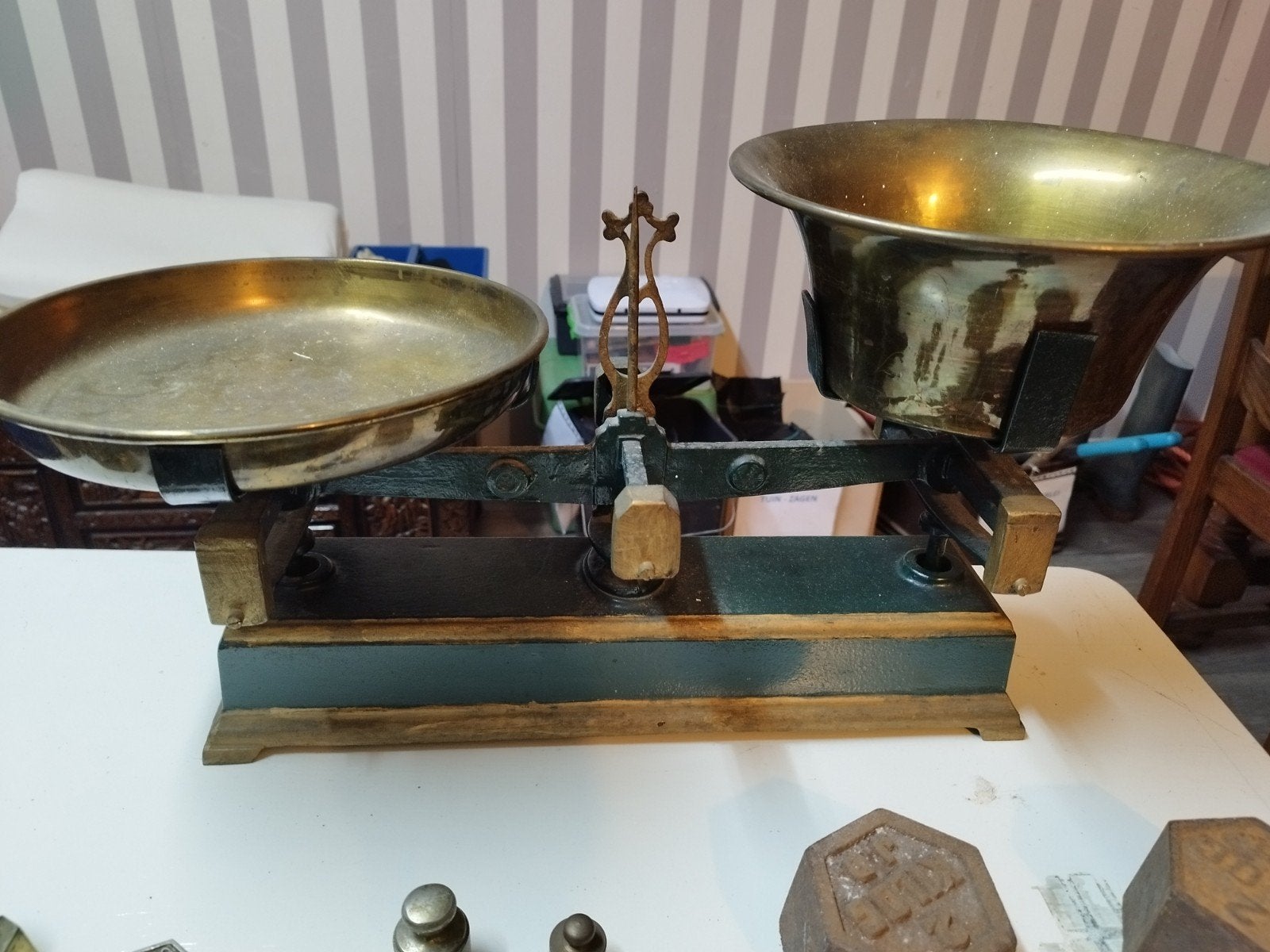 Weegschaal met gewichten., Antiek en Kunst, Ophalen