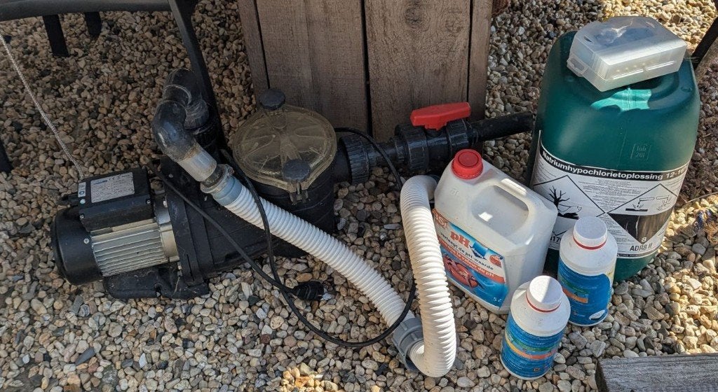 Sterke zwembadpomp VIPool met wat produkten, Tuin en Terras, Ophalen, Gebruikt, Zwembadpomp