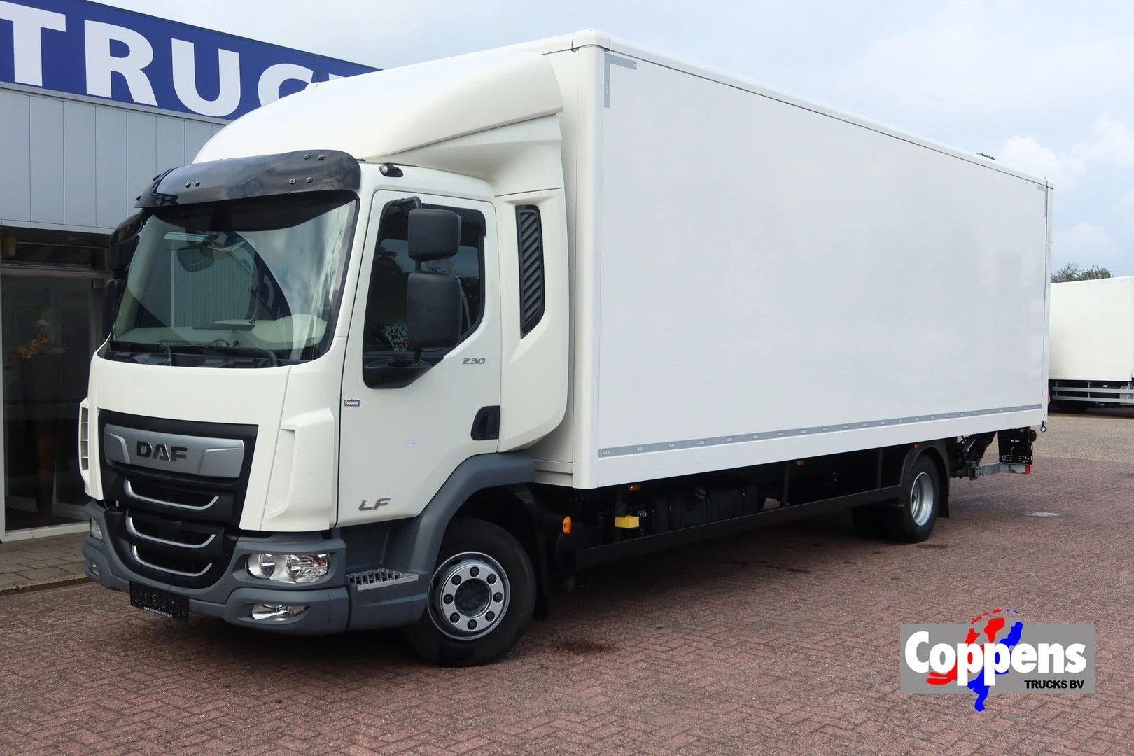 DAF LF 230 FA Bak +Dhollandia 1500 Kg klep + rolstops, Autos, Achat, Entreprise, Automatique, DAF