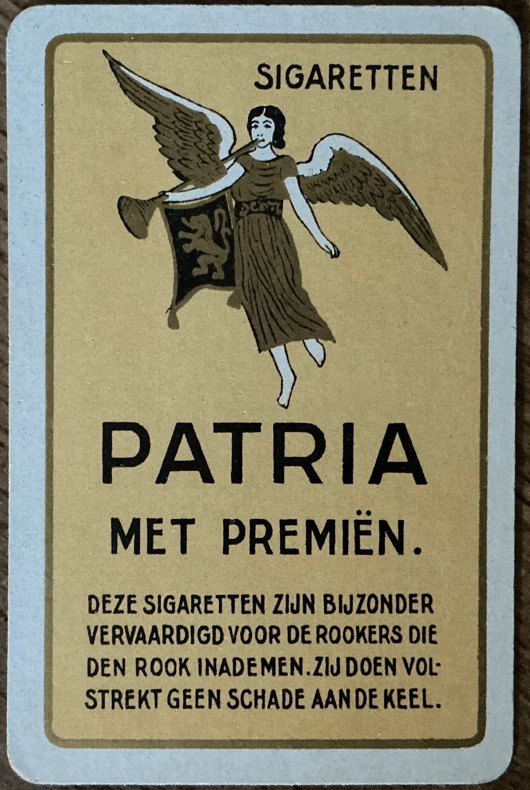 Carte à jouer ancienne PATRIA CIGARETTES, Enlèvement ou Envoi, Comme neuf, Carte(s) à jouer