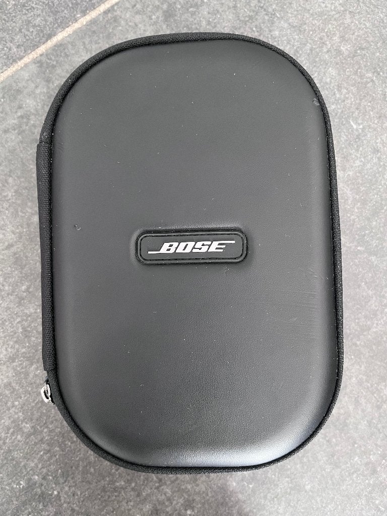 Bose Quietcomfort 25 ongebruikt in originele case, TV, Hi-fi & Vidéo, Neuf, Housse/étui de transport, Noir, Enlèvement
