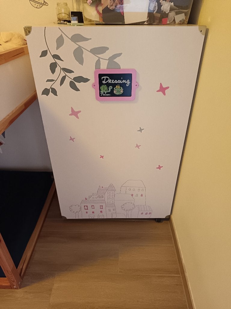 2 Kinderkasten om weg te geven, Ophalen, Gebruikt, 50 tot 70 cm, 105 cm of meer