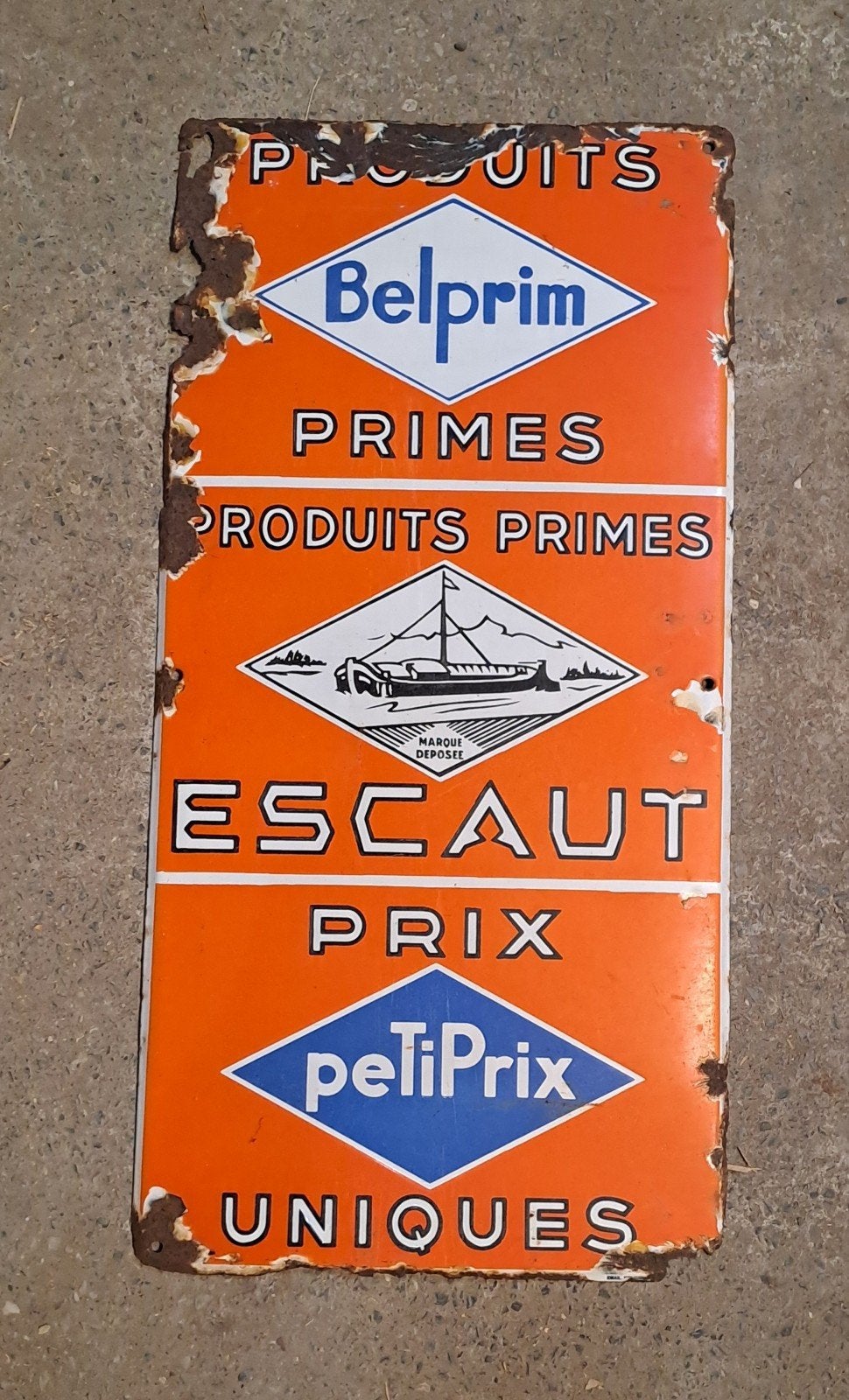 emaille bord Belprim, Ophalen