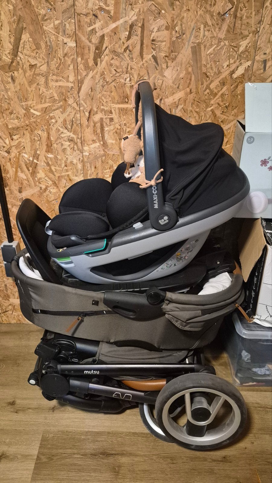 buggy + maxicosi ban Mutsy, Kinderen en Baby's, Ophalen, Gebruikt, Kinderwagen of Buggy