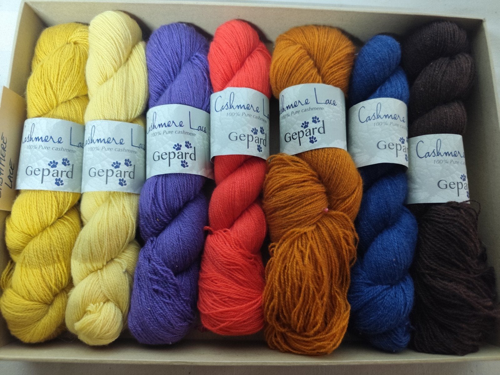 Garen pure cashmere 7 verschillende kleuren. NIEUW., Hobby en Vrije tijd, Ophalen