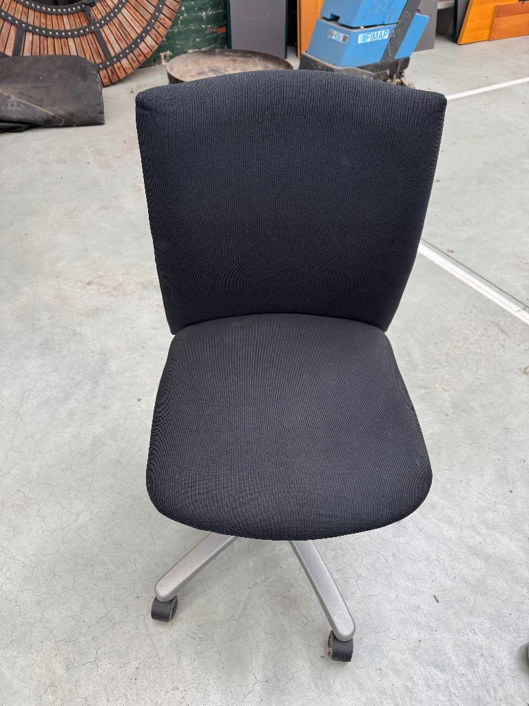 Chaise de bureau Comforto Tempur noire, Comme neuf, Enlèvement, Chaise de bureau, Ergonomique