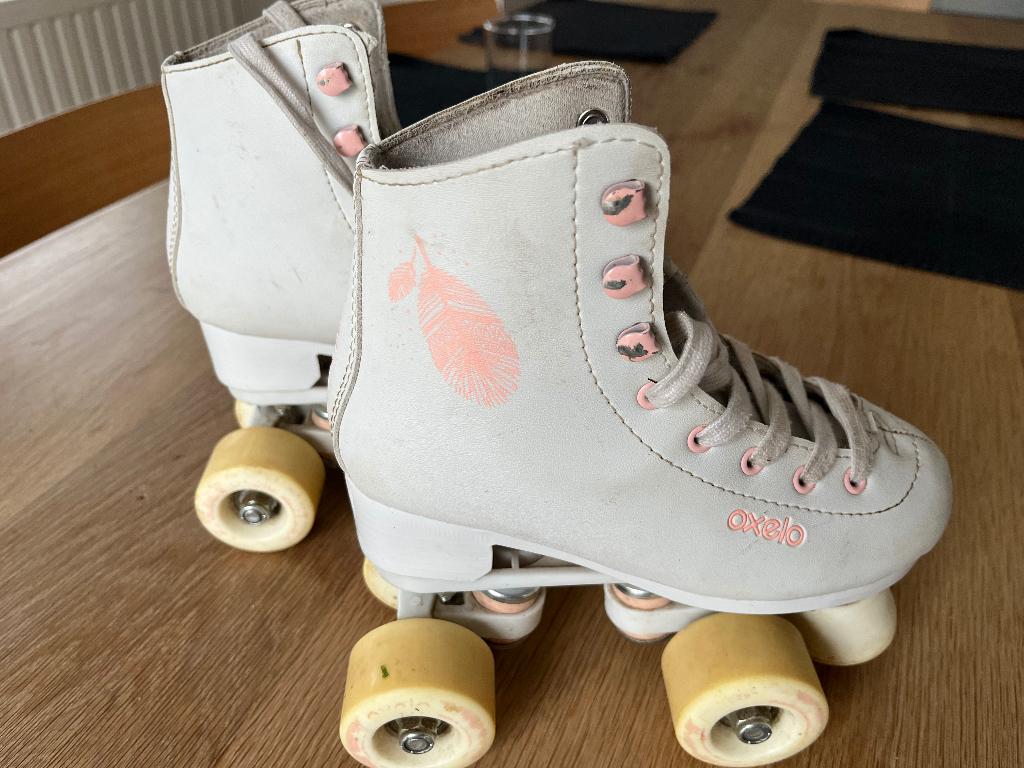 Patins à roulettes et casque fille, Enlèvement, Utilisé, Enfants, Autres marques