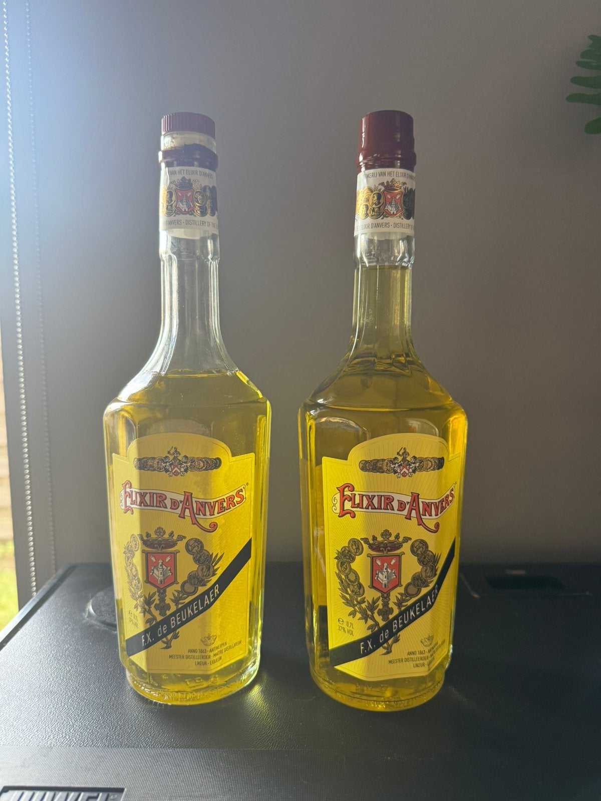 2 flessen elixir d’anvers, Ophalen of Verzenden, Zo goed als nieuw