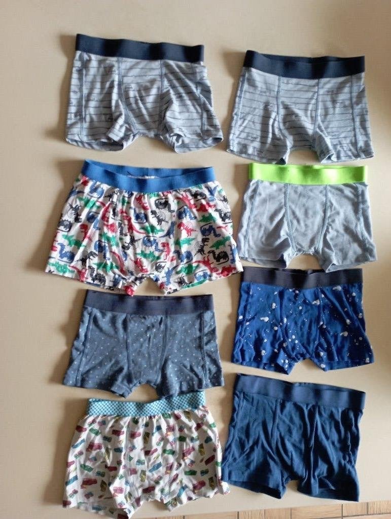 24 kinder boxers maat 110/116 en 122/128, Kinderen en Baby's, Kinderkleding | Kinder-kledingpakketten, Zo goed als nieuw, Maat 116