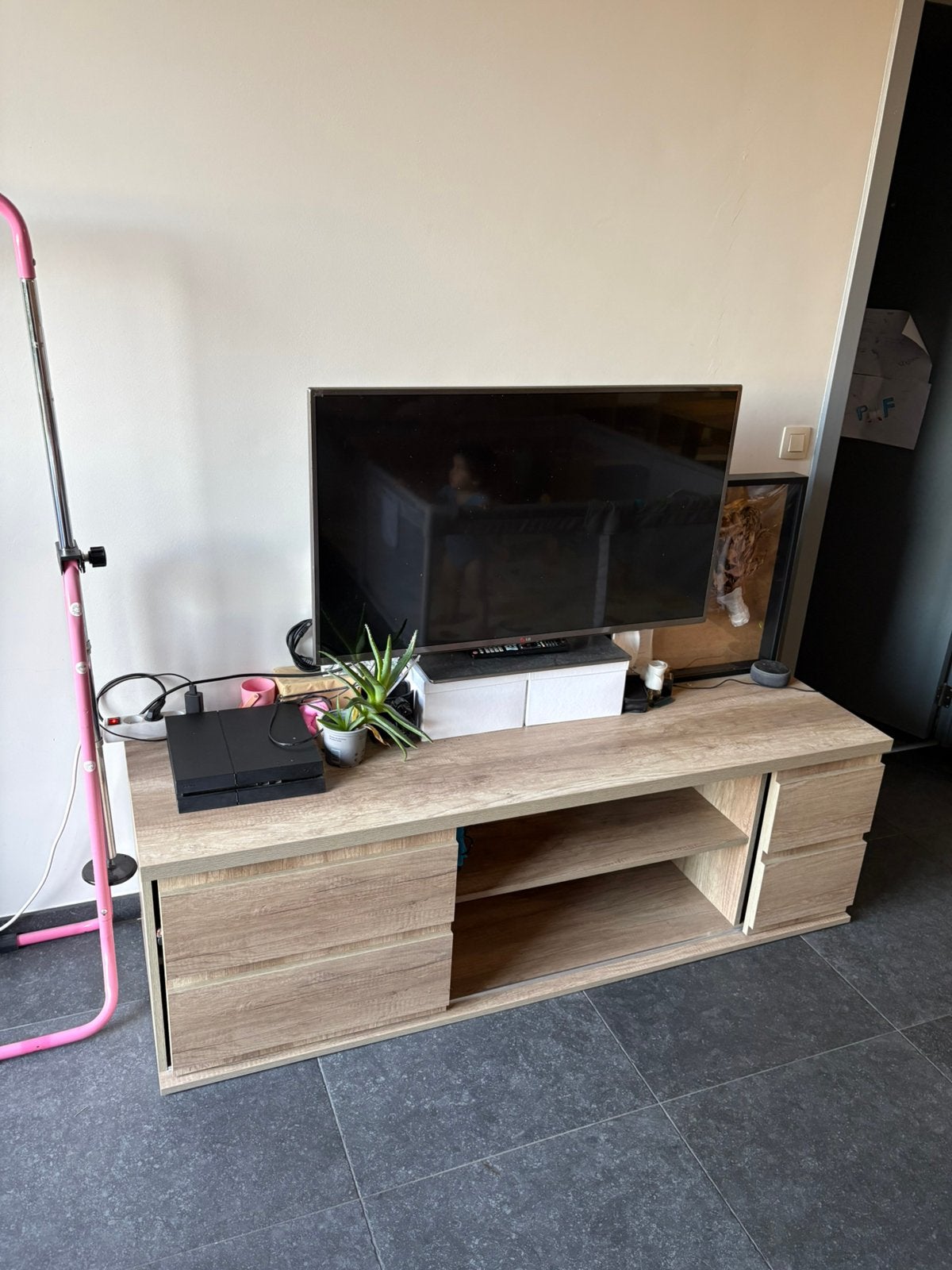 Meuble TV en bois clair avec portes coulissantes, Moins de 100 cm, 150 à 200 cm, Comme neuf, Enlèvement