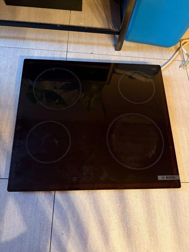 Bosch keramische kookplaat, Elektronische apparatuur, Ophalen, Gebruikt, Minder dan 85 cm, Keramisch