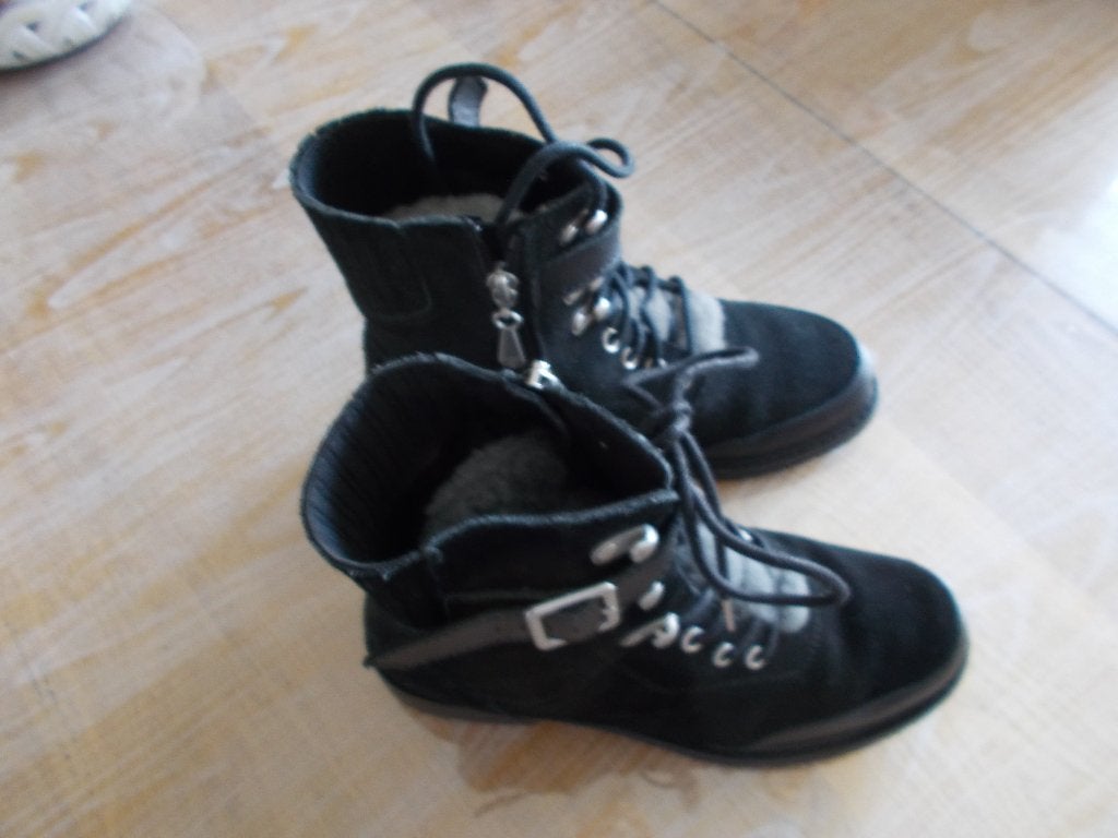 Paire de bottines "EMU Australia" noires et fourrées, 38/39., Ophalen, Zwart, Zo goed als nieuw, Emu Australia