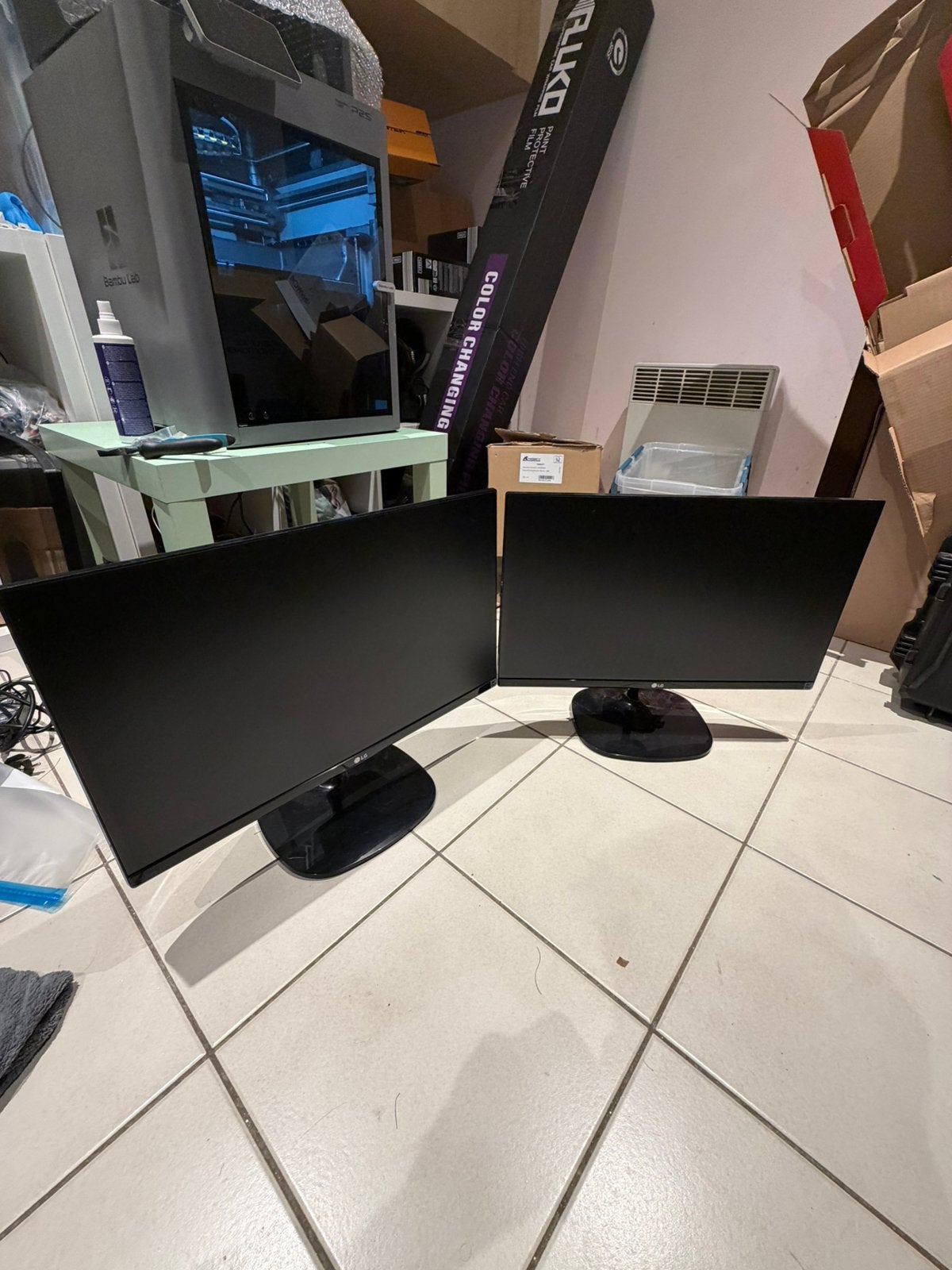 2x LG 23MP67VQ-P monitor 23”, Informatique & Logiciels, Moniteurs, HD, IPS, Comme neuf, Enlèvement