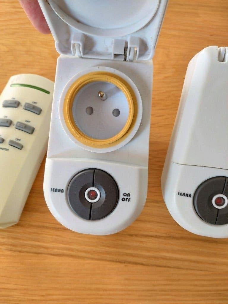 Stopcontacten met afstandsbediening, Doe-het-zelf en Bouw, Ophalen of Verzenden, Gebruikt, Stopcontact