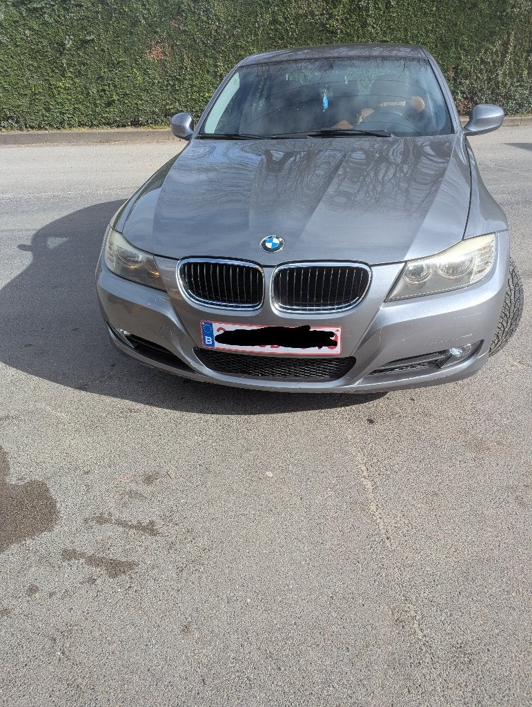 Bmw 318i EURO5 full options  3500€, Auto's, BMW, Euro 5, Leder, Handgeschakeld, Particulier