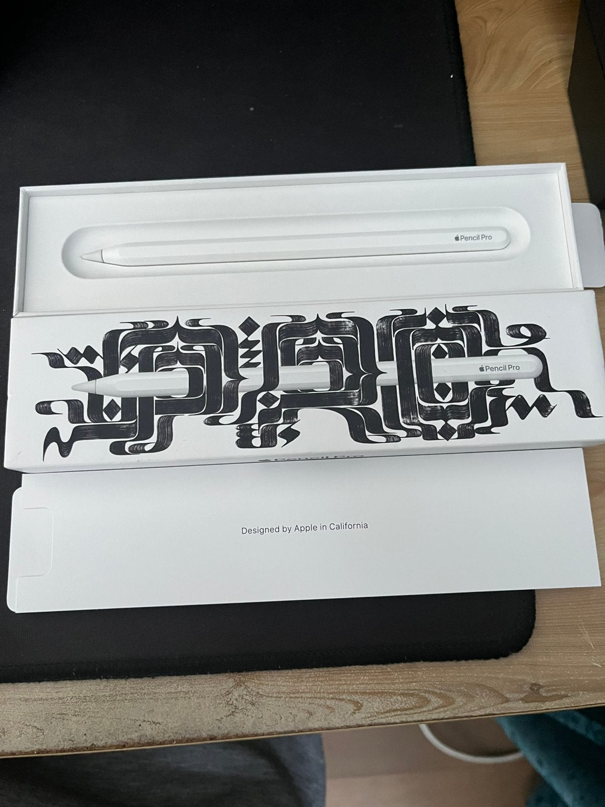 Ipad pro m5 ,apple pencil pro, clavier logitech (negociable), Informatique & Logiciels, Apple iPad Tablettes, Neuf, 11 pouces