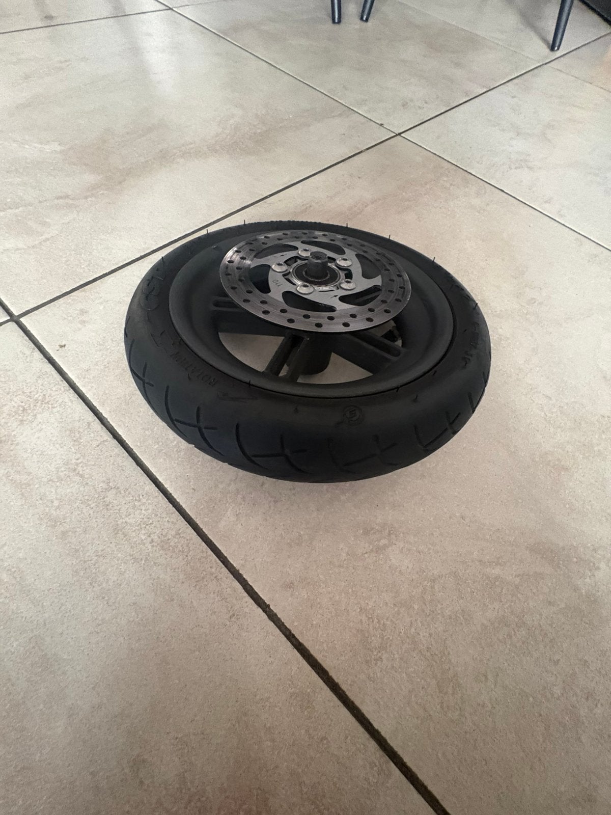 Nieuwe Velg en Band te koop van Xiaomi, Auto diversen, Aanhangwagen-onderdelen, Ophalen, Zo goed als nieuw
