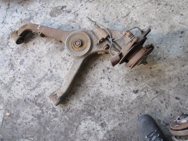 DRAAGARM LINKS ACHTER Mercedes-Benz Vito (638.1/2), Gebruikt, Mercedes-Benz, Dialog.mb@mercedes-benz.com, Mercedes-Benz AG