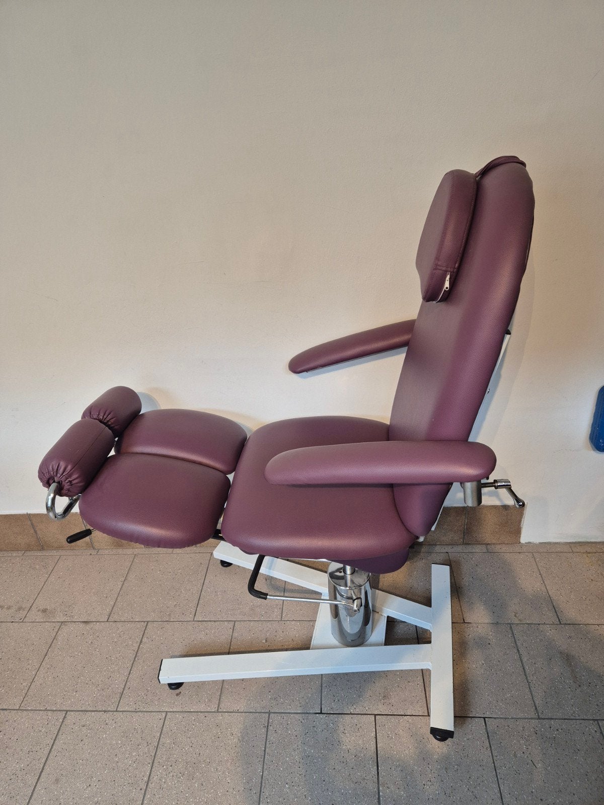 Pedicure zetel, Ophalen