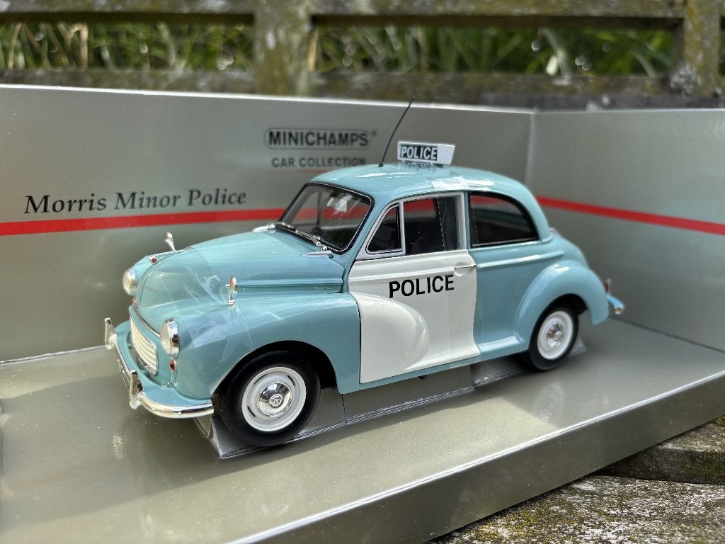 Morris Minor Police 1:18 - Minichamps Fabrieksnieuw in Doos, Ophalen of Verzenden, Zo goed als nieuw, Auto, MiniChamps