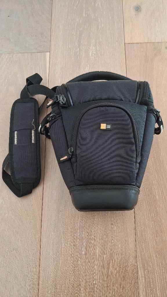 Cameratas van Case Logic, TV, Hi-fi & Vidéo, Comme neuf, Enlèvement, Compartiments de rangement, Noir