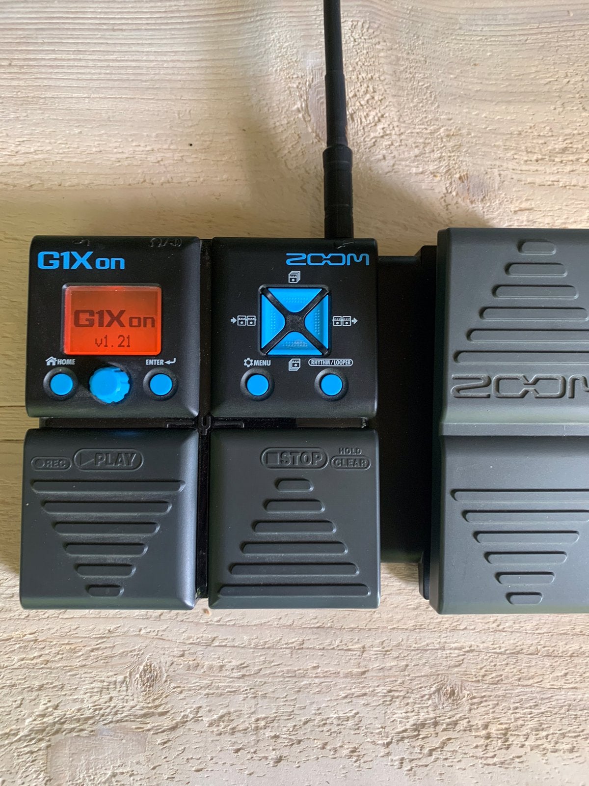 Zoom g1x on en digitech element, Musique & Instruments, Effets, Enlèvement, Comme neuf