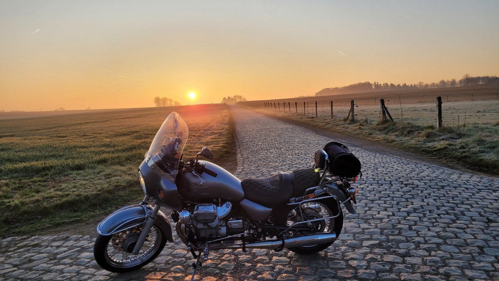 moto guzzi california jackal Échange possible, Motos, Occasion, 2 cylindres, Particulier, 1100 cm³
