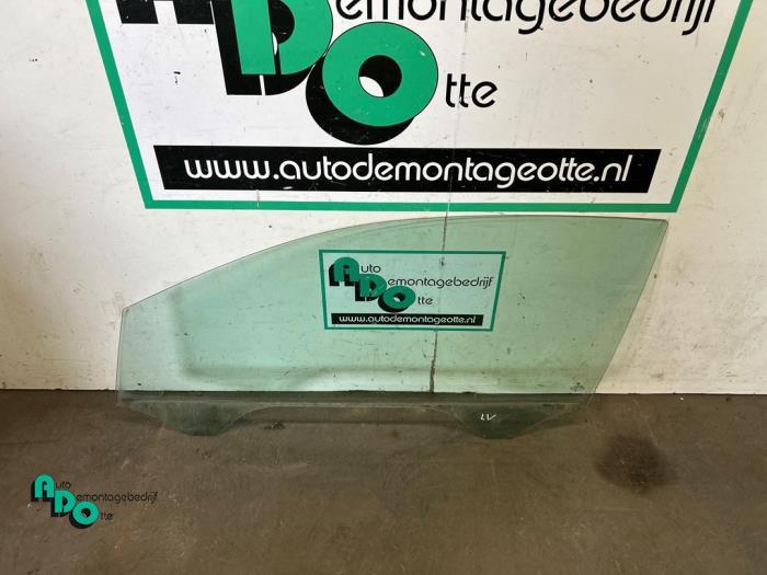 Vitre portière 2portes gauche d'un Volkswagen Polo (Polo 09, Volkswagen, -, 3 mois de garantie, Utilisé