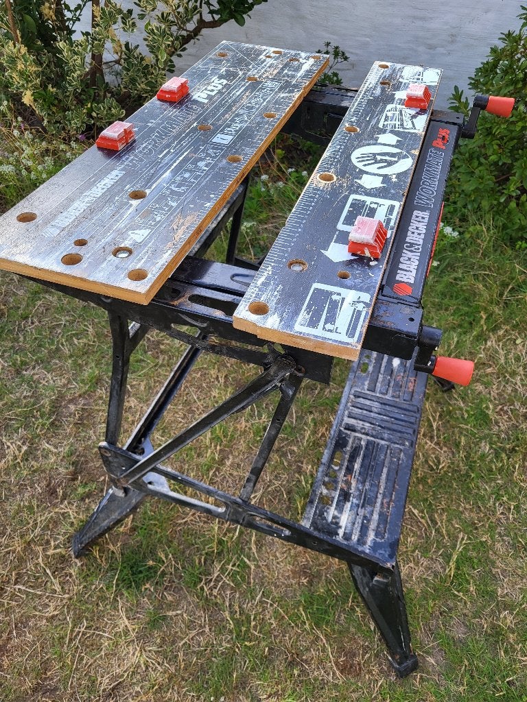 Établi pliant portatif Black & Decker, Enlèvement, Utilisé, 70 à 120 cm