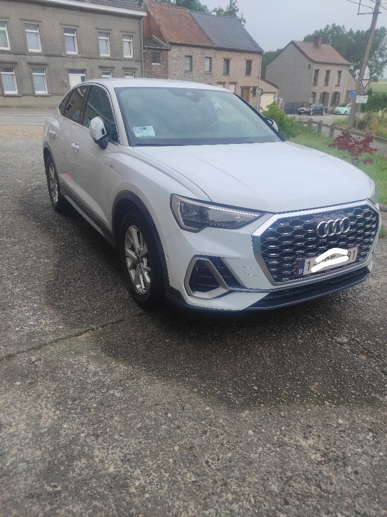 Audi Q3 Sportback Sline-editie, Auto's, 1800 kg, 4 cilinders, Leder en Stof, Wit