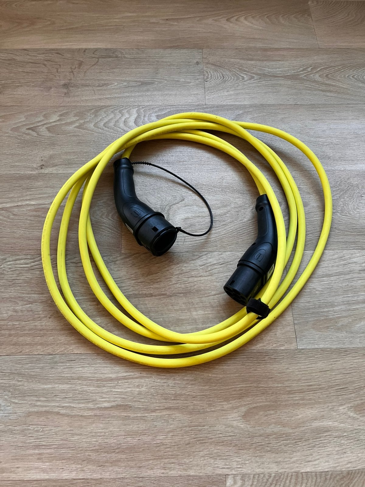 Laadkabel C type 2, Ophalen, Zo goed als nieuw, Laadkabel