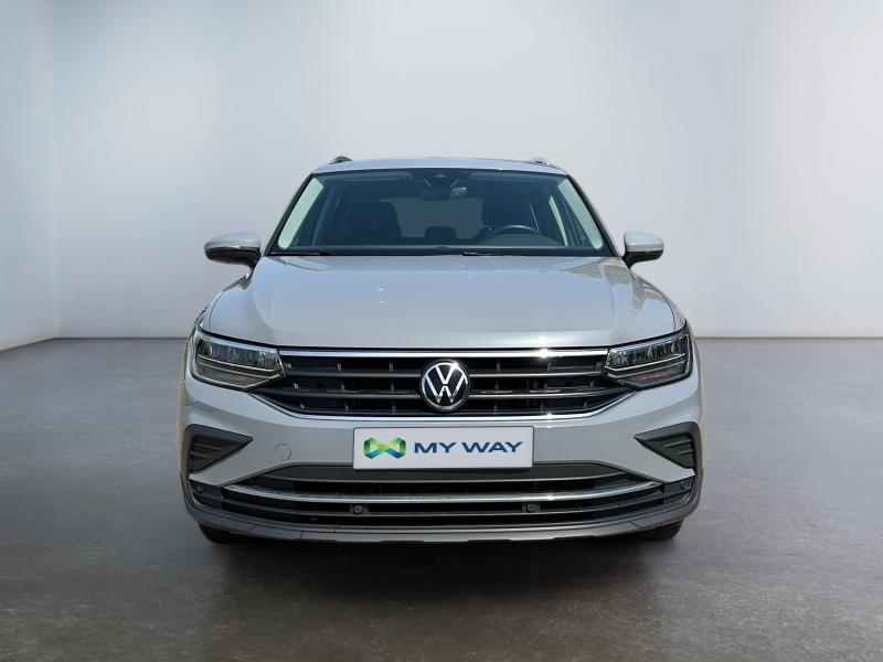 Volkswagen Tiguan Active*GPS*Camera*Carplay*sieges av et vol, 121 g/km, https://public.car-pass.be/vhr/2aeb6f69-83bb-453d-9b1d-cbe9827a8725