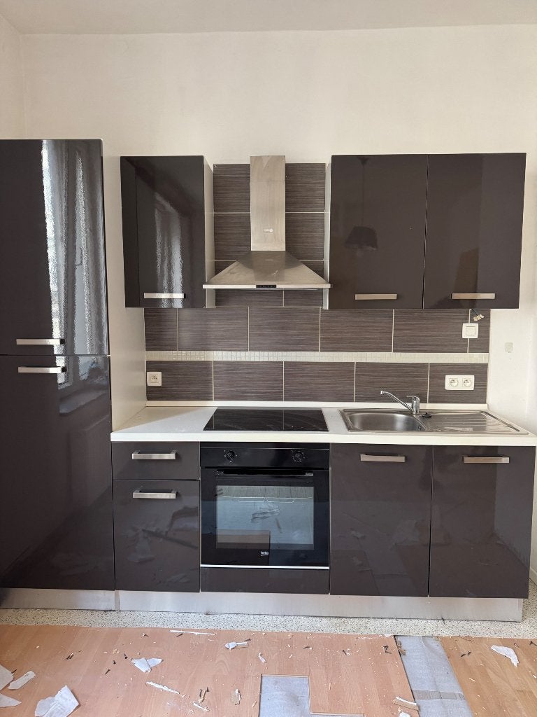 Gloednieuwe complete keuken te koop – nooit gebruikt, Ophalen, Bruin, Nieuw, Enkelwandige keuken