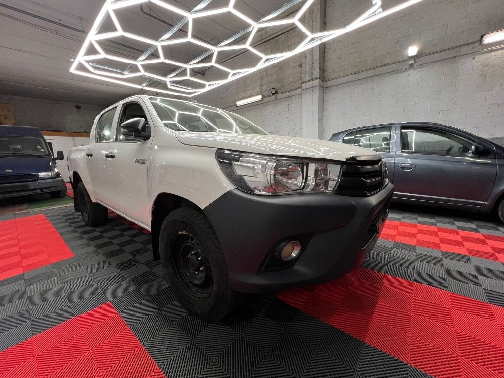 Toyota Hilux Excellent, Achat, 2393 cm³, Boîte manuelle, Noir