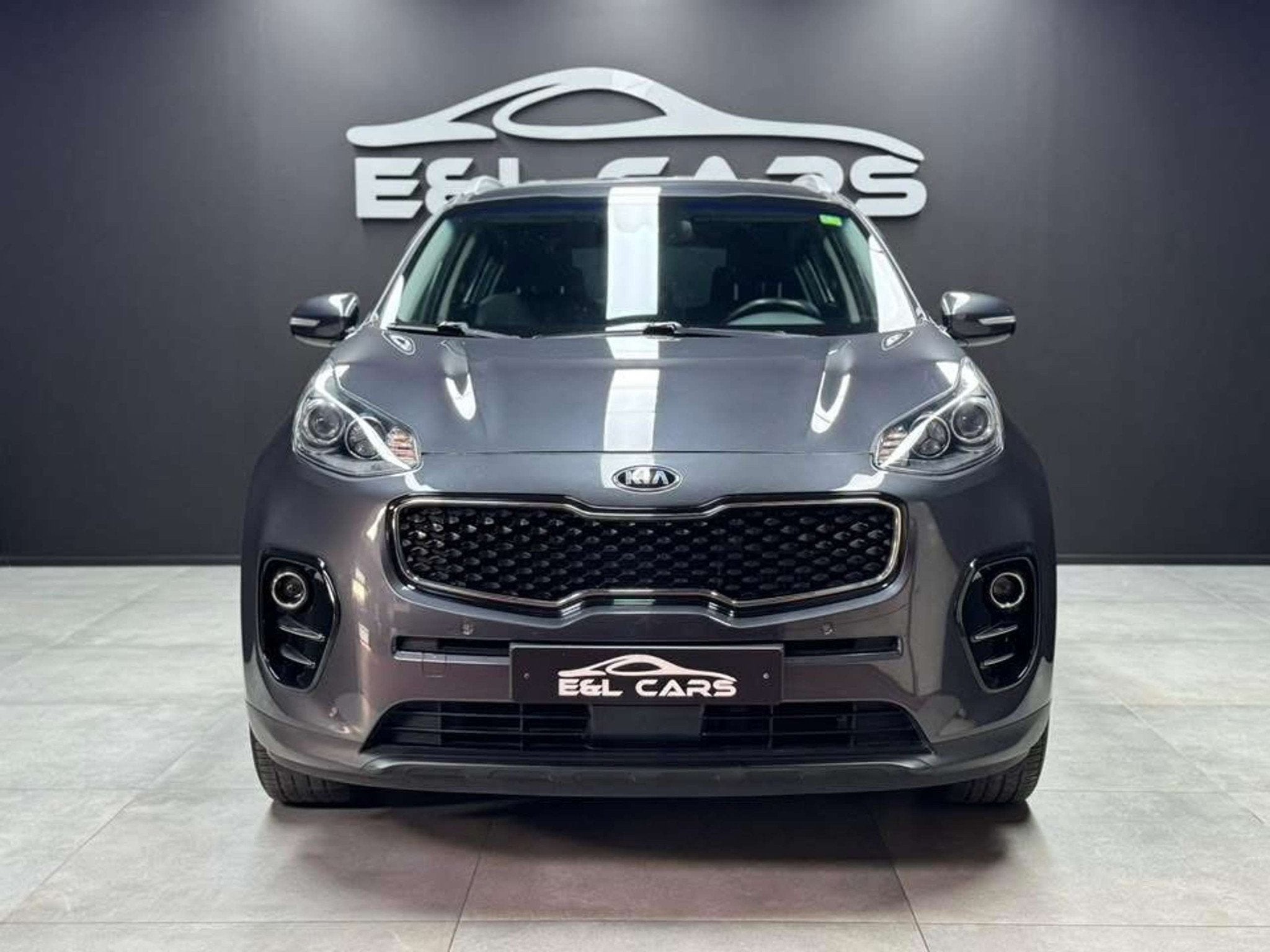 Kia Sportage Sportage 1.7 CRDi *12 mois de garantie*, Autos, Argent ou Gris, Euro 6, Entreprise, Noir