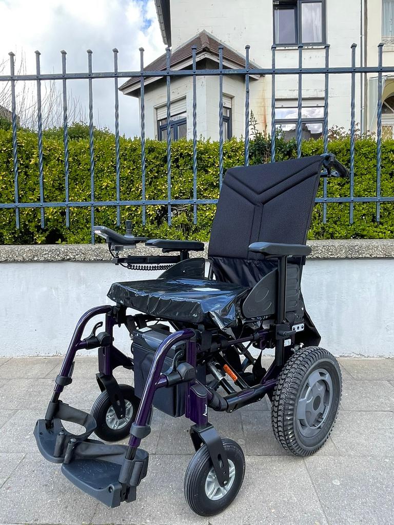 Fauteuil roulant électrique pliable Invacare Esprit 3, Divers, Chaises roulantes, Comme neuf, Fauteuil roulant électrique, Pliant