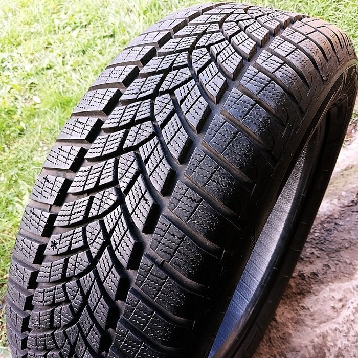 4 Pneus neige Goodyear Ultragrip 215/60/16, parfait état !!!, 16 pouces, Pneu(s), Enlèvement, Pneus hiver