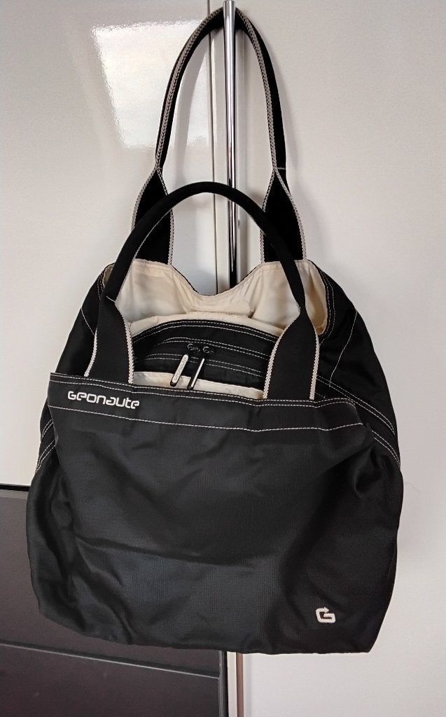 kleine zwarte reistas GEONAUTE, Moins de 35 cm, Comme neuf, Enlèvement, Moins de 20 cm