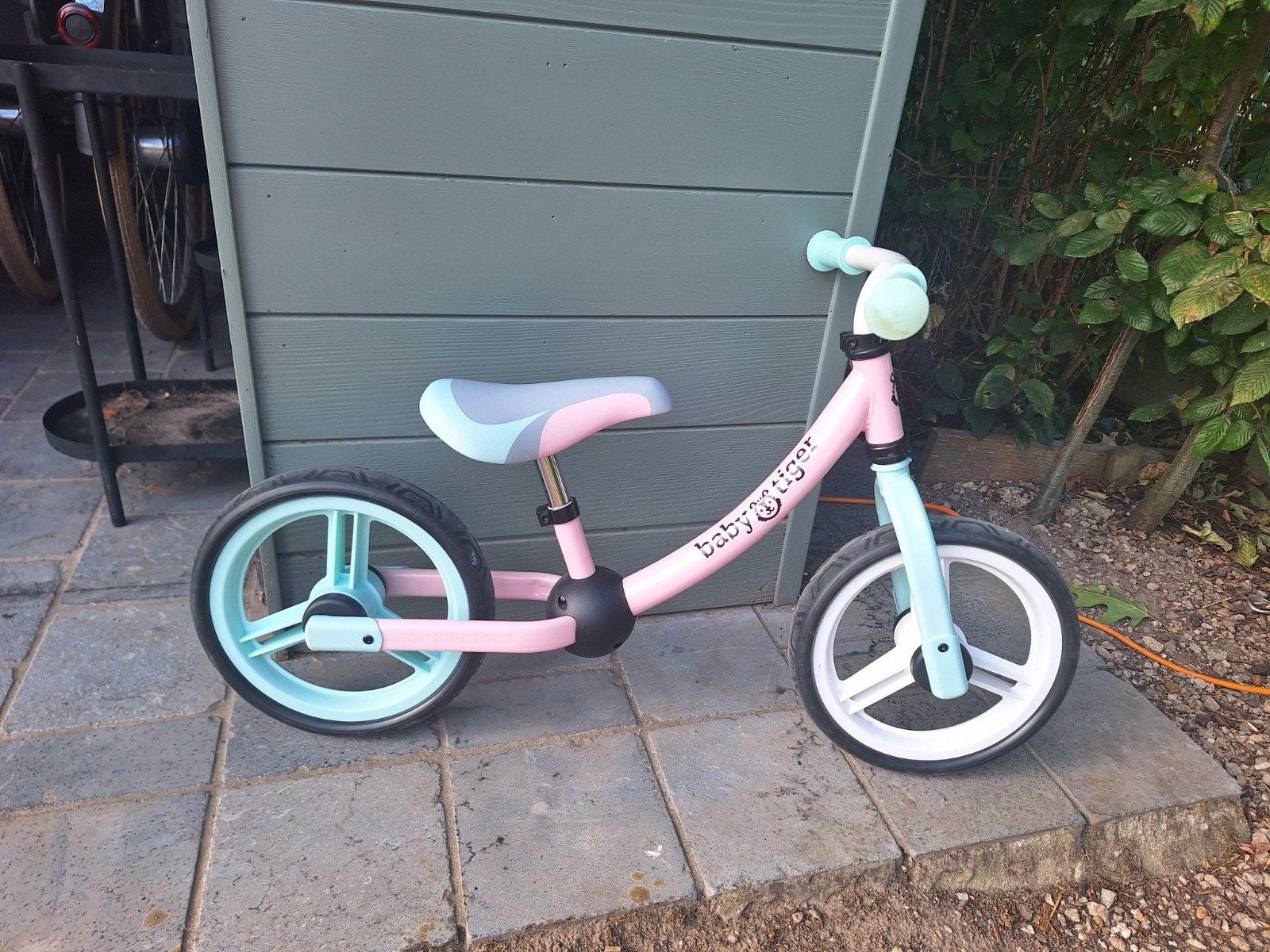 loopfiets baby tiger, Kinderen en Baby's, Ophalen, Gebruikt, Loopfiets