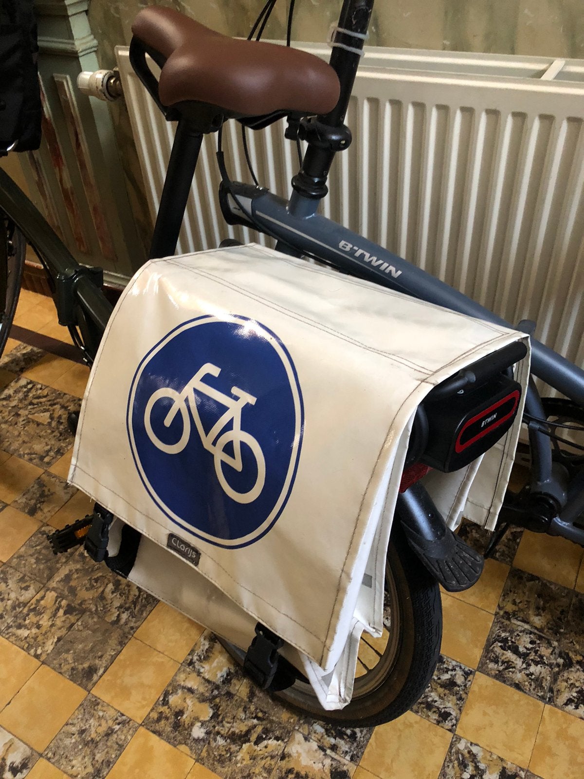 Clarijs Dubbele Fietstas (Vrachtwagenzeil) - Waterdicht, Fietsen en Brommers, Fietsaccessoires | Fietstassen, Ophalen, Gebruikt