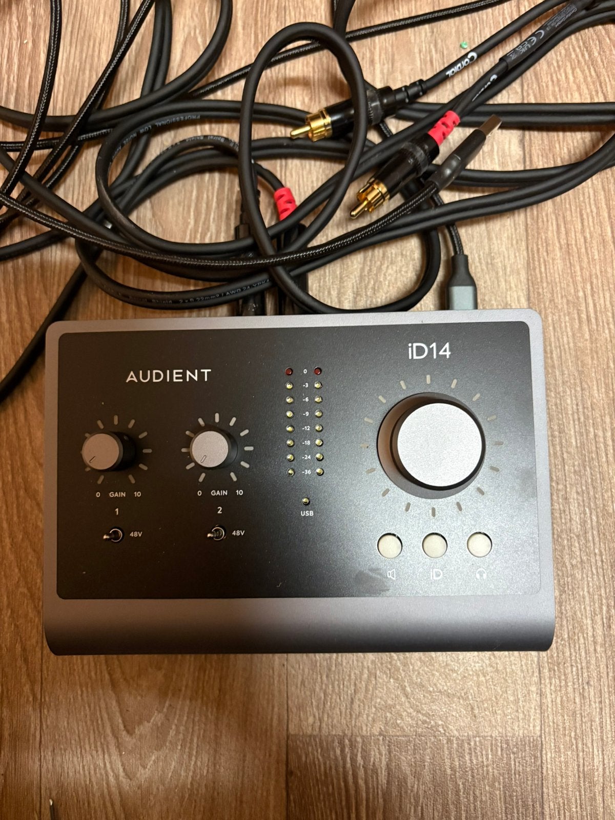 Audient iD14 USB Audio Interface, Audio, Tv en Foto, Professionele apparaten, Ophalen of Verzenden, Zo goed als nieuw, Audio