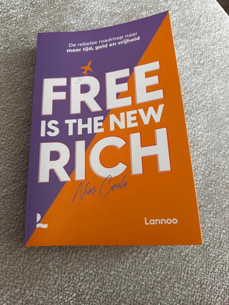 Free is the new rich - Nies Cools boeken, Livres, Conseil, Aide & Formation, Enlèvement, Comme neuf